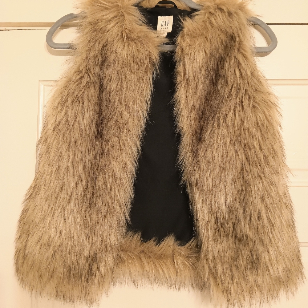 Gap kids faux fur vest brown/black/being sz M